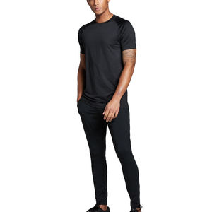 Camisetas Modernas para Hombre Diseñadas para Comodidad Diaria con Tela Suave, Sensación Ligera y Estilo Urbano - Product Image 1