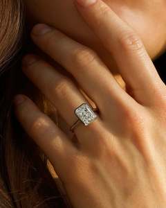 Anillo de Compromiso con Diamante Cultivado en Laboratorio, Corte Oval Brillante, para Mujer, Certificado IGI, Joyería Fina, Engaste de Puntas, Regalo de Aniversario de Bodas - Product Image 1