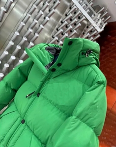 Custom Logo Unisex Winter <b>Puffer</b> <b>Jacket</b>, Thick Quilted <b>Hooded</b> Coat with High Collar, Warm Outdoor <b>Jacket</b> for <b>Men</b> Women OEM - Product Image 4