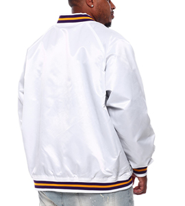 Vestes de basketball d'hiver en toile OEM pour hommes, brodées sur le devant, à capuche, décontractées, non tissées et respirantes, vente en gros - Product Image 3