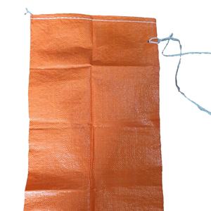 Sacs de sable tissés en PP fabriqués au Vietnam pour le contrôle des inondations Emballage de farine en plastique vide Impression flexo Manipulation de surface pour le stockage - Product Image 1