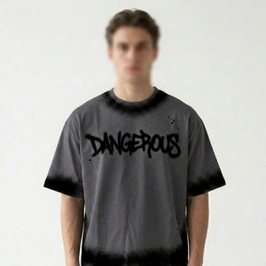 Camiseta Transpirable de Algodón y Poliéster para Hombre, Diseño Moderno con Estampado de Pintura en Aerosol, Calidad de Exportación Sialkot - Product Image 2