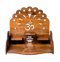 Mandir de prière en bois artisanal minimaliste avec symbole OM, étagère de temple à motif ajouré et couronne festonnée |   28x20x29cm |   Mariage