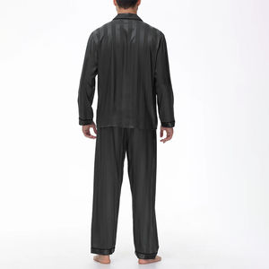 Ensemble de vêtements de nuit pour femmes de haute qualité, pyjama en satin de soie, deux pièces, vêtements de nuit de luxe, vêtements de détente, fabrication directe en usine OEM - Product Image 4