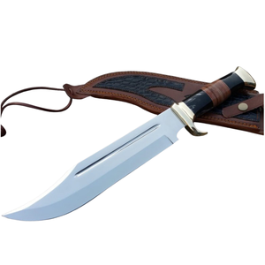 Cuchillo de caza Bowie hecho a mano de acero D2 con mango de cuerno de búfalo negro, empuñadura de cuero marrón enrollada, hoja plateada y funda de cuero para exteriores. - Product Image 1