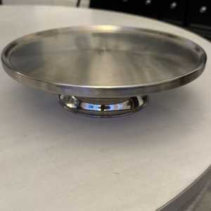 Support à gâteau en acier inoxydable de forme ovale avec base sur pied, finition miroir, support unique pour cupcakes et pâtisseries, décoration de fête d'anniversaire - Product Image 4