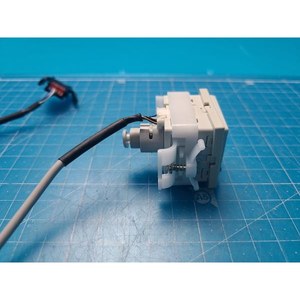 แผ่นสุญญากาศ3M87-063075-11 SMC ใช้เป็นชิ้นส่วนอุปกรณ์เซมิคอนดักเตอร์รุ่นเก่า - Product Image 2
