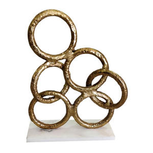 Escultura Metálica Moderna y Elegante Hecha a Mano para Decoración de Mesa, Ideal para Cumpleaños y Graduaciones - Product Image 6