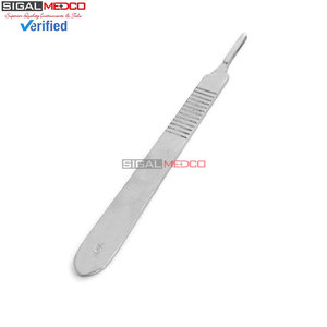 Hojas de Bisturí Número 10, Estériles, de Acero Inoxidable, Quirúrgicas, de Precisión, Desechables, con Filo Afilado, para Uso Manual en Hospitales, Clínicas y Laboratorios - Product Image 3