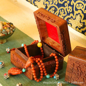 Boîte à bijoux en bois sculptée à la main, en bois de rose, avec couvercle floral peint, portable, pour emballage cadeau et décoration intérieure - Product Image 2