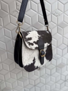 Bolso de Hombro de Cuero Vacuno de Diseño para Mujer, Estilo Occidental, Nueva Llegada, Bolso de Mano Bohemio de Piel con Pelo, Multiusos - Product Image 2