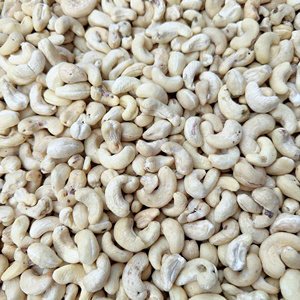 Proveedor Confiable de Vietnam, Nuez de Cajú Entera WW240, Precio de Importación de Nuez de Cajú de Vietnam, Exportada a Asia y Medio Oriente - Product Image 1