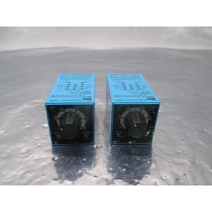2 Minuteries électroniques IDEC RTE-B2AD24, 100502 - Équipements et pièces semi-conductrices d'occasion fiables à l'échelle mondiale chez - Product Image 2
