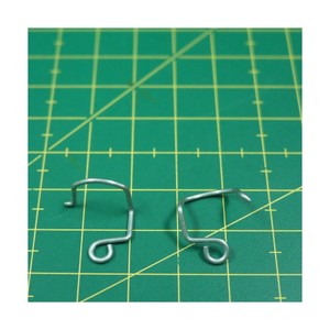 HA1-44 Piezas para máquina de coser doméstica: Barra de aguja y protector de hilo - Product Image 1
