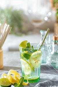 Pajitas de Arroz Comestibles Ecológicas Biodegradables Sin Plástico Fabricante Vietnamita Marca VietDelta Modelo Festivo Vida Útil de 18 Meses - Product Image 2