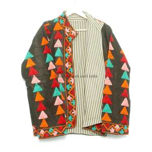 เสื้อแจ็คเก็ตคอทริซขายดีที่สุด ผ้าถักนิตติ้ง 100% ผ้าฝ้าย ปักลายดอกไม้ เป็นมิตรกับสิ่งแวดล้อม ระบายอากาศได้ดี เหมาะสำหรับฤดูหนาวสำหรับผู้หญิง - Product Image 6