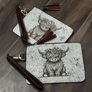 Bolso de mano de cuero de vaca con diseño floral grabado con láser de vaca Highland Bolso occidental de cuero hecho a mano con borlas - Product Image 4