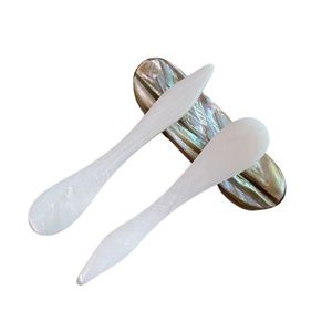 Cuchara de lujo de nácar blanco para degustación de caviar, ideal para restaurantes, hoteles y cenas, venta al por mayor desde Vietnam. - Product Image 1