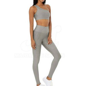 Ensemble de yoga pour femmes, dernière collection, tissu respirant, marque privée, confort optimal, en stock. - Product Image 2