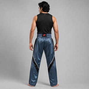 Pantalones de kick boxing duraderos con costuras reforzadas, ajuste cómodo y calidad premium para la práctica regular de artes marciales. - Product Image 2