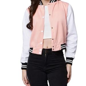 Chaqueta Varsity de Mujer, Color Durazno, Tejido de Punto Personalizado, Transpirable, Diseño Moderno, Venta al Por Mayor - Product Image 3