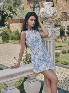 Robe mini vintage bleue à fleurs, style décontracté et élégant, marque locale haut de gamme, fabrication OEM ODM au Vietnam, bon prix, haute qualité - Product Image 2