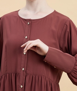 Abaya Tradicional Islámica Negra para Mujer, Estilo Saudí, de Poliéster Transpirable, Largo hasta el Tobillo, para Primavera, Venta al Por Mayor en Dubái - Product Image 2