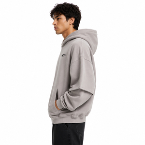 Sudadera con capucha para hombre, estilo streetwear, con mangas superpuestas, gris claro, de algodón y forro polar, oversize, con logo personalizado, para otoño e invierno, de fabricante. - Product Image 4