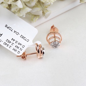 Pendientes de tuerca con espiral geométrica de oro rosa macizo de 14K y diamantes naturales, joyería fina, Memoria Jewels, venta al por mayor - Product Image 4