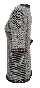 Gilet de chevalier médiéval en maille d'aluminium à demi-manches, anneaux boutonnés de 10 mm, garniture en cuir, armure historique, costume de reconstitution fait main - Product Image 5