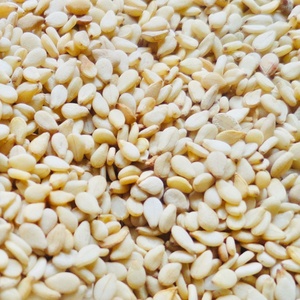 Factory <b>Direct</b> Bulk White Sesame Seeds Cleaned Natural Sesame Seeds for <b>Bakery</b> Oil Production and Global Export Discounted Price - Product Image 1