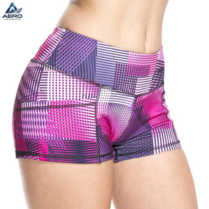 Shorts Deportivos de Alta Resistencia con Estampado por Sublimación de la Mejor Calidad, Shorts de Yoga Personalizados para Mujer - Product Image 1