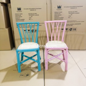 Chaises en rotin faites à la main pour enfants, idéales pour la location événementielle, les anniversaires, les mariages, les réceptions, les fêtes rustiques et la décoration d'événements. - Product Image 2