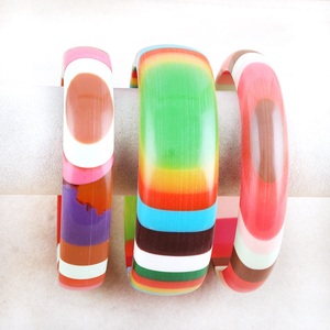 Handmade Premium Resin Bangles Women Elegant Gloss Finish Lightweight Waterproof Fashion Jewelry Custom Colors Business Gift - Product Image 1