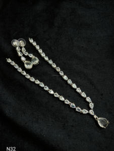 Conjunto de joyería nupcial de diamante americano clásico, collar y pendientes de dos piezas para boda, estilo clásico de moda - Product Image 4