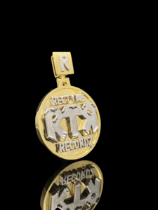 Colgante de Aleación Urban Eclipse con Incrustaciones de Diamantes CZ Personalizado The Ice Legacy, Chapado en Oro Rosa, Estilo Hip Hop, Joyería para Hombre, Regalo - Product Image 2