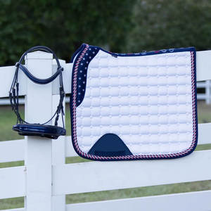 Service OEM, tapis de selle de dressage personnalisé en couleur unie avec doublure en coton respirant absorbant les chocs pour l'équitation - Product Image 4