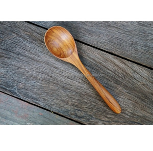 ช้อนไม้ธรรมชาติทำมือ เป็นมิตรกับสิ่งแวดล้อม อุปกรณ์ครัวสำหรับทำอาหาร - Product Image 2