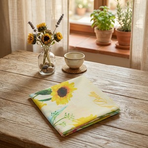 [K-ESSENTIALS] Paño Facial de Algodón Suave 60s 50x50cm con Diseño de Flor Amarilla, Pañuelo Cuadrado Ecológico - Product Image 3
