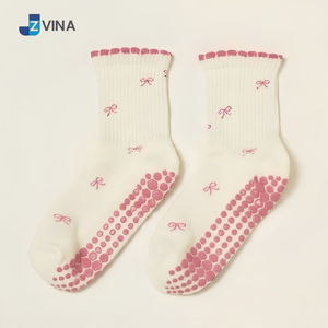 Chaussettes courtes personnalisées avec logo pour femme, en coton, antidérapantes, motif nœud, vert sauge, tricot jacquard, usage quotidien, printemps, Pilates, Yoga - Product Image 5