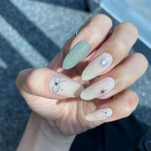 Autocollants pour ongles en gel semi-durci de qualité professionnelle coréenne 100% réels, vegan, sans cruauté, non toxiques, personnalisés - Product Image 5