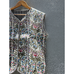 Chaqueta de algodón acolchada floral blanca, reversible, con botones al frente, abrigo de invierno para mujer, ropa exterior tejida a mano, regalo para ella. - Product Image 3