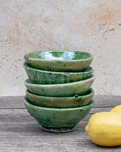 Juego de Tazones de Cerámica Hechos a Mano con Esmalte Esmeralda Rústico, Apilables, Diseño que Ahorra Espacio, Aptos para Alimentos, Duraderos, Ideales para una Comida Elegante en Casa - Product Image 3
