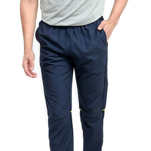 Pantalon de survêtement homme sur mesure, coupe ample et décontractée, grande taille, uni, coupe droite, taille élastique, devant plat, en tissu peigné moyen - Product Image 4