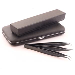 Pince à épiler professionnelle en acier inoxydable Ultimate Grip pour extensions de cils, prix de gros, pince à épiler à pointe en fibre - Product Image 4