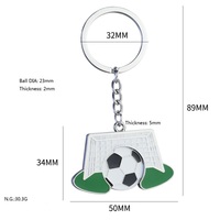 Porte-clés tendance créatif en alliage de zinc, imprimé au laser, forme irrégulière, avec jeton de chariot miniature, pour ballons de sport
