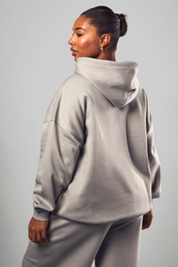 Ensemble décontracté pour femmes, vente en gros, dernier design, survêtement à capuche, tricot personnalisé, pantalon large et sweat-shirt en coton 100% - Product Image 2