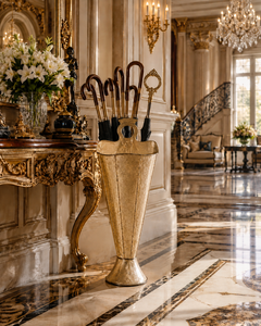 Paragüero de latón antiguo con capacidad para un solo paraguas, estructura decorativa de metal artesanal para vestíbulo de hotel - Product Image 1