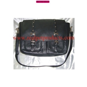 Toutes les tailles standard disponibles pour le sac en cuir de qualité supérieure disponible à un prix abordable - Product Image 1