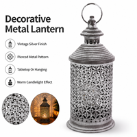 Lanterne à bougie décorative orientale en gros, design vintage en métal ajouré, lanterne à bougie suspendue d'inspiration marocaine